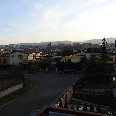 Apartmanovy Dom Eliska * بوبراد