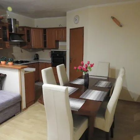 Apartmanovy Dom Eliska شقة بوبراد