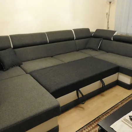 شقة Apartmanovy Dom Eliska