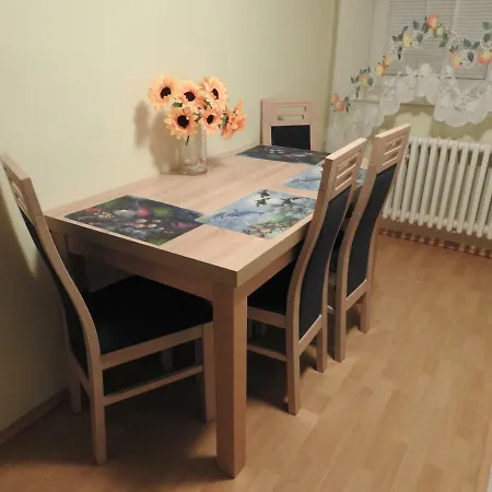 Apartmanovy Dom Eliska شقة